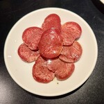 ホルモン しろ - 梅タン