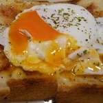 オレンチ カフェ - クロックマダム