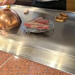 ステーキ なかお - 牧場直営で最高品質の松阪牛(特産なかお牛)を味わえます。