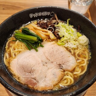 北九州ぶた麺高松シンボルタワーにヤドカリました。_0