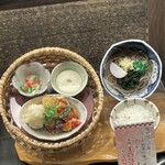 ご飯ととろろ とろ麦 - 料理写真: