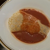 セレニティ - 実演デザート、中にはザクザクのチョコが
