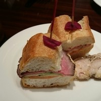 セレニティ - ロービーのサンドイッチ