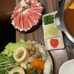 我那覇豚肉店 - 
