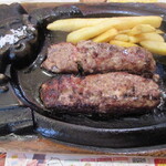 ブロンコ ビリー - 料理写真:炭焼きがんこハンバーグランチ200g