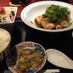 ライオン飯店 - 鶏の唐揚げ定食