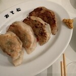 餃子 おそ松 - 