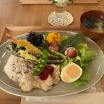 モモとまめの木 - 料理写真:ランチプレート