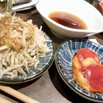 にんにく鶏焼肉サン - たまごの黄身とか