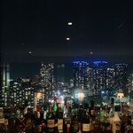 スカイバー バレルIII - 店内からの夜景：晴海のマンションしか見えん...