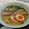 ラーメン河 - 具沢山で驚きました♡(人*´∀｀)