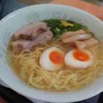 ラーメン河 - 麺は柔らかい目ですが,あっさりで美味しいです(*´∀`)♪