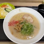 大衆食堂 半田屋 - 料理写真: