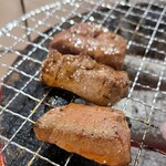 炭火焼ホルモン まんてん - 