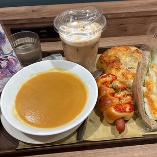 デリカフェ・キッチン オオサカ ミドウ_0