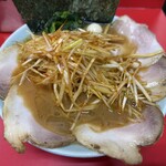 ラーメン壱六家 - ねぎチャーシュー