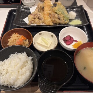 炉ばた焼 八閣_0