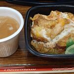 ほっともっと - 料理写真:海鮮天とじ丼、特製豚汁