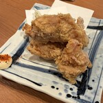恵比寿 いっちょかみ - 国産鶏の唐揚げ¥968