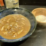 〆カレーうどん - トッピングに温泉卵