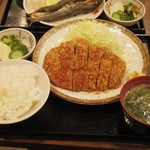 巣鴨ときわ食堂 本店 - 青森県産　リブロースカツ定食　1,250円(2015.3)