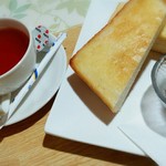 あん庵 - 木金土限定厚切りバタートーストセット500円！