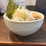 麺舗 十六 - 