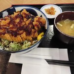 小梨平食堂 - ソースカツ丼