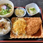 瀬戸路 - 料理写真:Ｂ定食（メンチカツ）