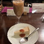 茜屋珈琲店 - 