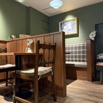 街の小さな喫茶店 amu - 落ち着きある空間