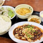 晴々飯店 - よだれ鶏定食