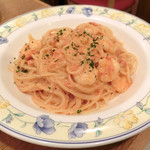 ピッコロヂヂ - 小エビとトマトクリームソースのスパゲッティ