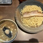 つけ麺屋 ひまわり - これでも割とお腹いっぱい
