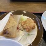 中華料理 唐韻 - 春巻きとザンギ