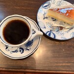 コーヒーの大学院 ルミエール・ド・パリ - ケーキセット