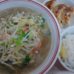 ラーメン王 後楽本舗  - タンメン定