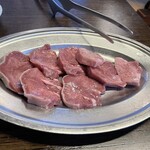 焼肉飯店 - 