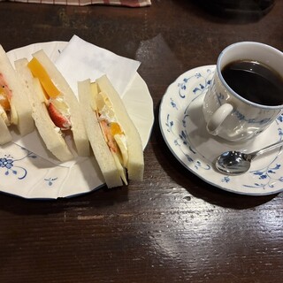 カフェ・バール こうべっこ_0
