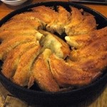 鉄なべ 堺東店 - 鉄なべ餃子（2人前）