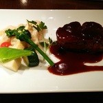 Crillon - 牛フィレ肉のステーキ　ポルト酒ソース