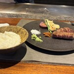 鉄板焼き 表参道 - 
