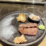 Teppan Yaki Miyabi Ginza - サーロインとヒレのステーキ