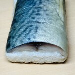 若廣 - 料理写真:鯖寿司