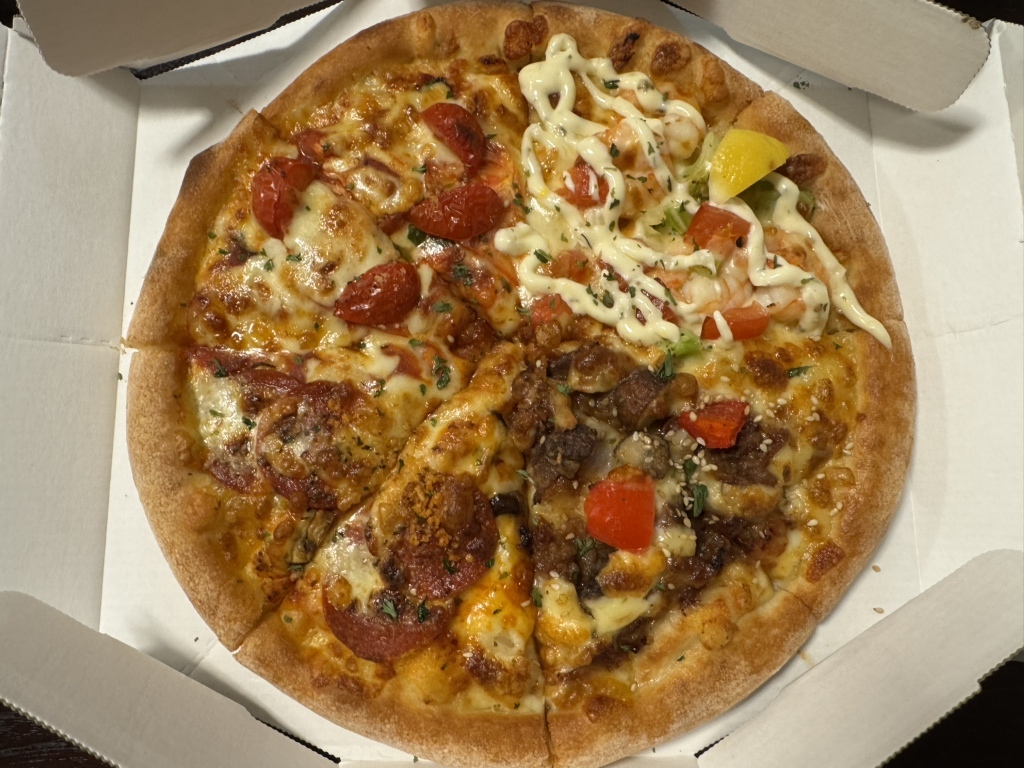 写真 : ピザーラ 神田店 （PIZZA-LA） - 神保町/ピザ | 食べログ
