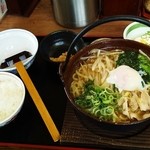 街かど屋 - ニンニク醤油のラーメン鍋定食（790円）