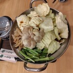 生そばあずま - 料理写真:もつ鍋