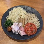 RAMEN ROOM 18 - 