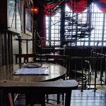 聖林館 - 店内観①
