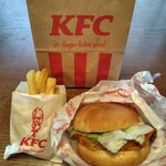 ケンタッキーフライドチキン - 料理写真:チキンフィレバーガーコンビ